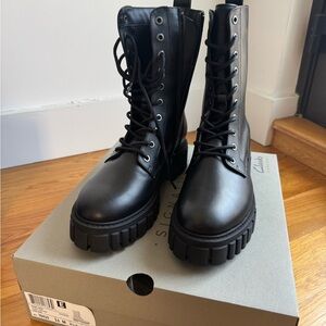 Clarks Sleek Black Leather Moto Boots